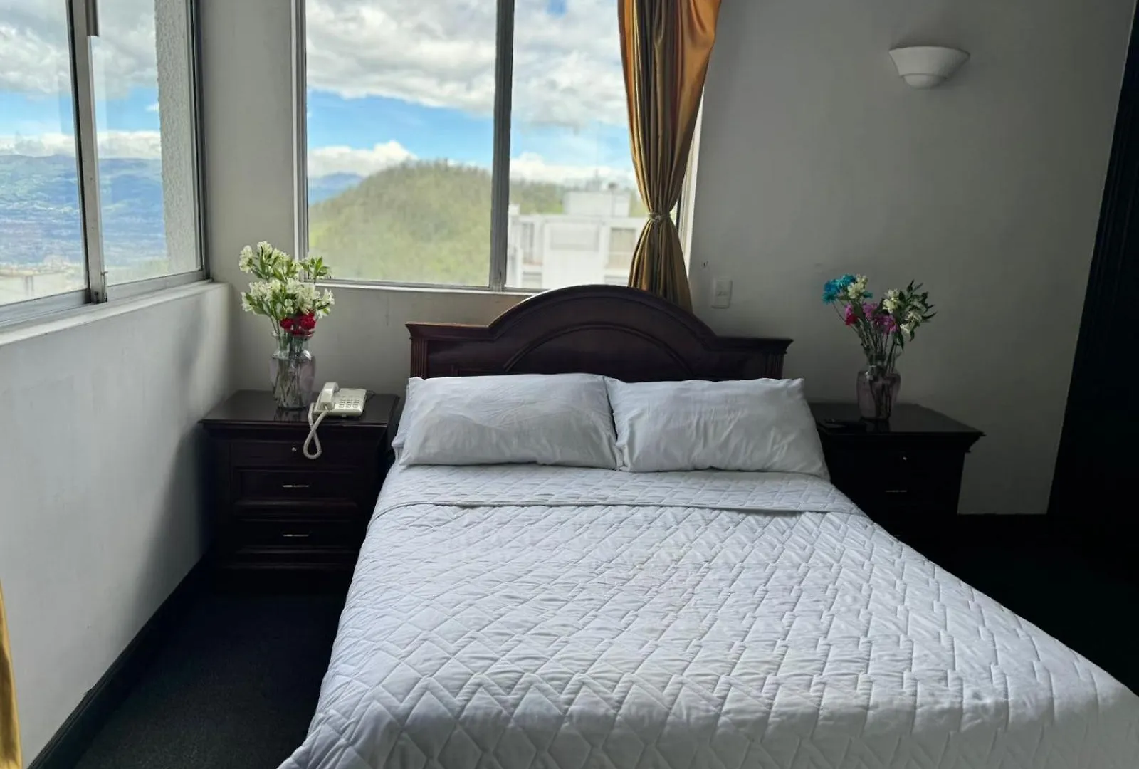 Suites & Hotel Gonzalez Suarez Quito Ecuador