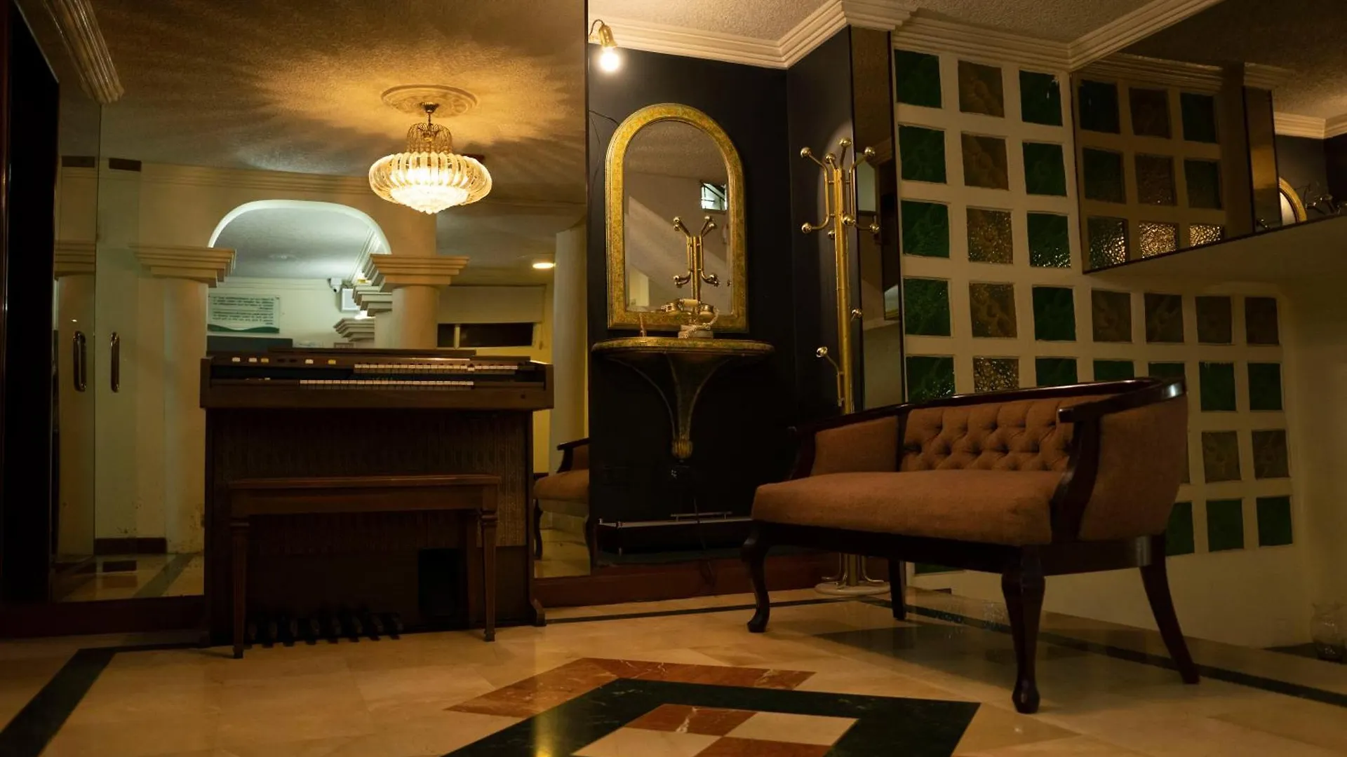 Suites & Hotel Gonzalez Suarez Quito Ecuador