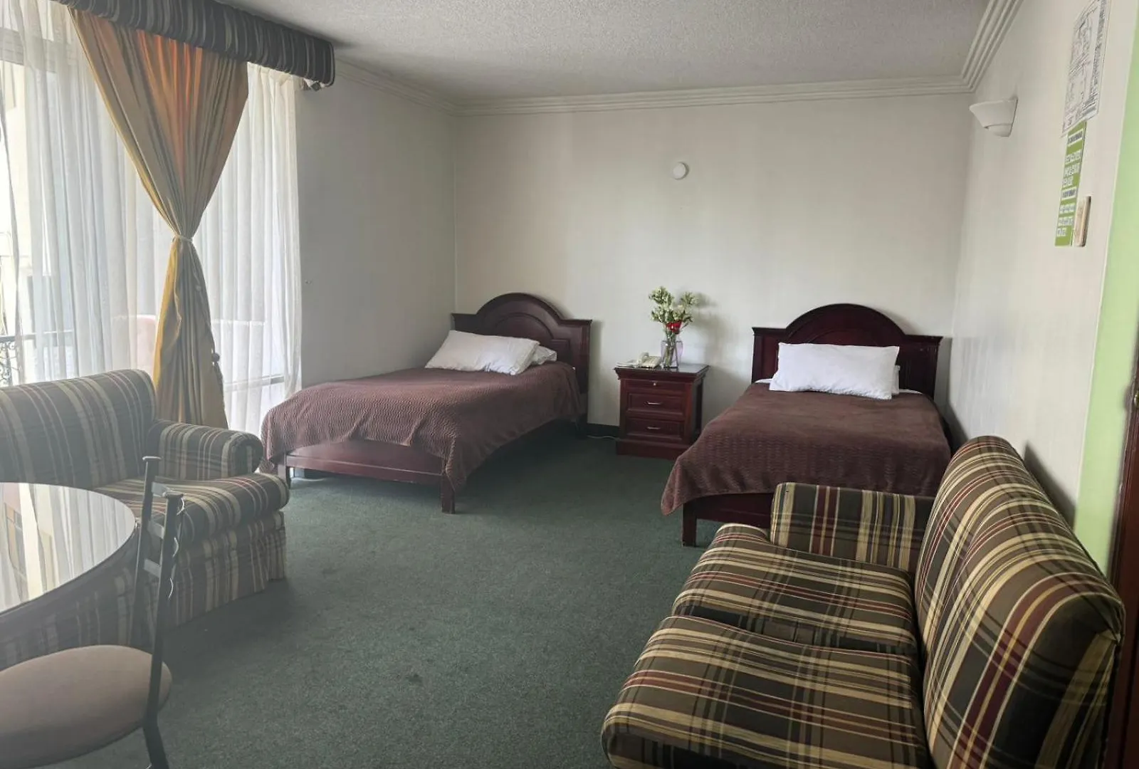 Suites & Hotel Gonzalez Suarez Quito