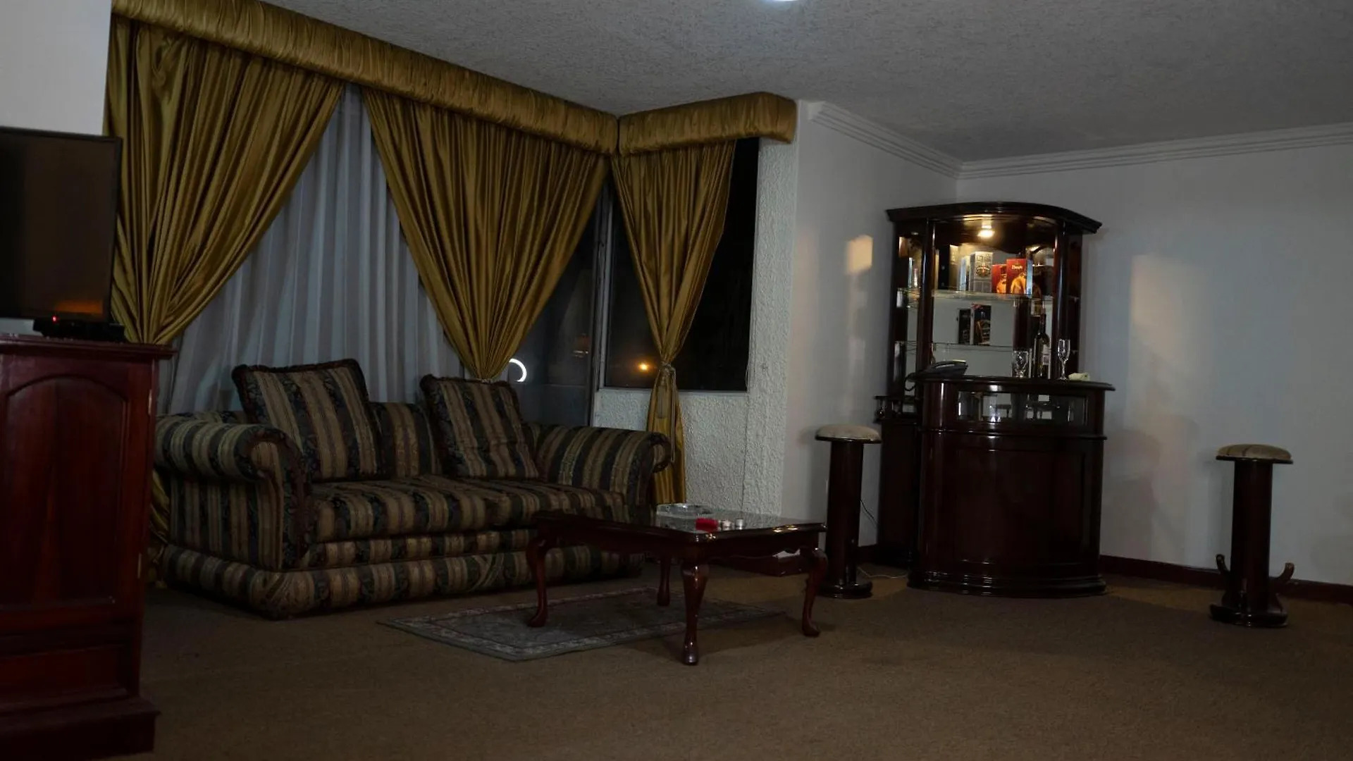 Suites & Hotel Gonzalez Suarez Quito